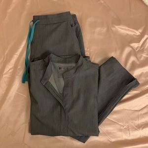 FIGS scrubs charcoal set XS